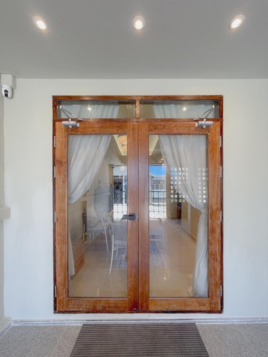 Aoboun House Bangsaen บ้านโอบอุ่น บางแสน Exterior foto